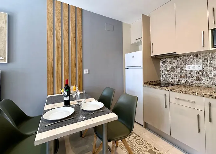 Clubrent - Edf Horizonte, Estudio De Estilo Escandinavo アパート *