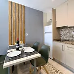 Clubrent - Edf Horizonte, Estudio De Estilo Escandinavo Apartman *